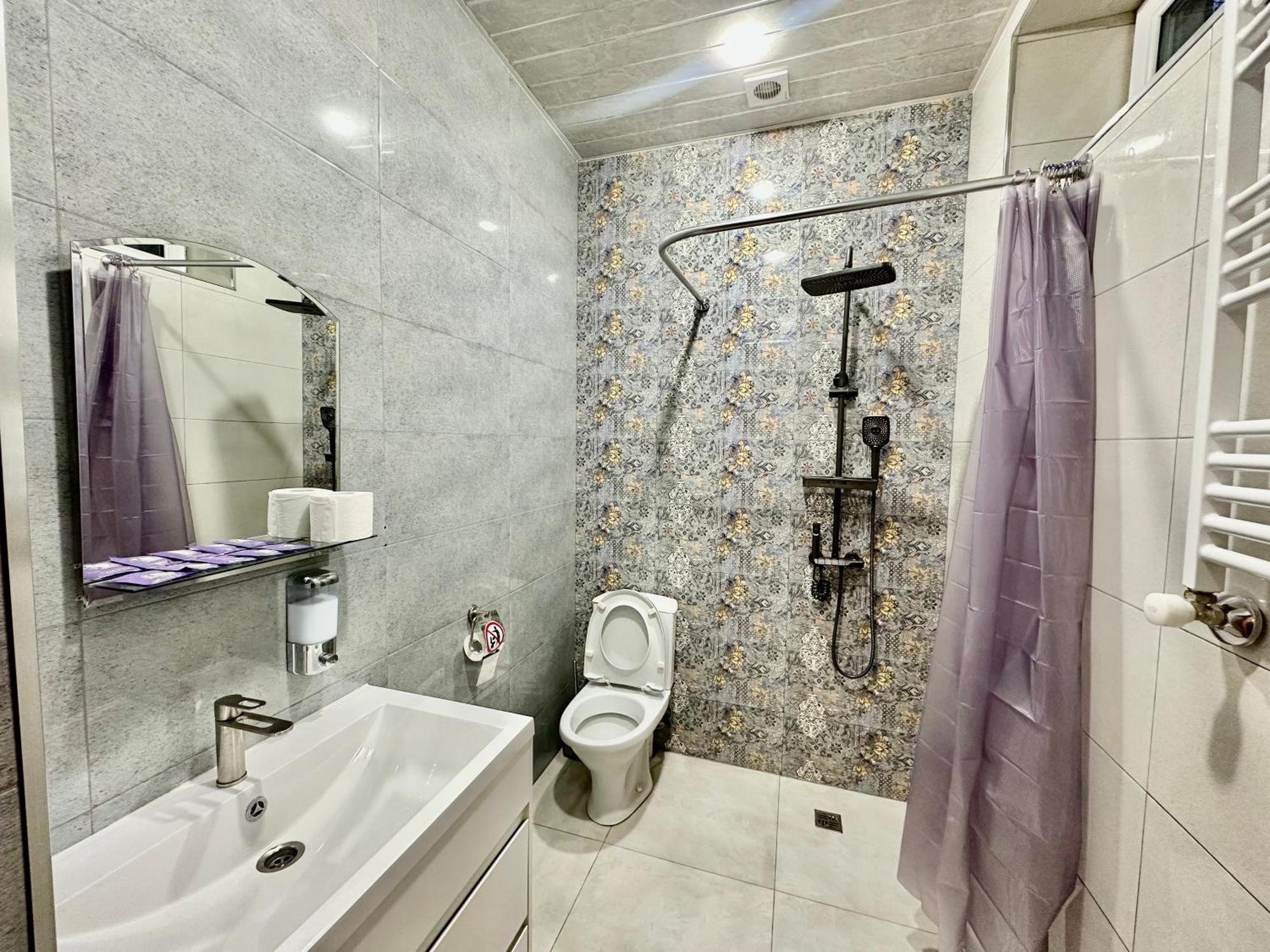 Tadevosyan Guest House Bjni Экстерьер фото