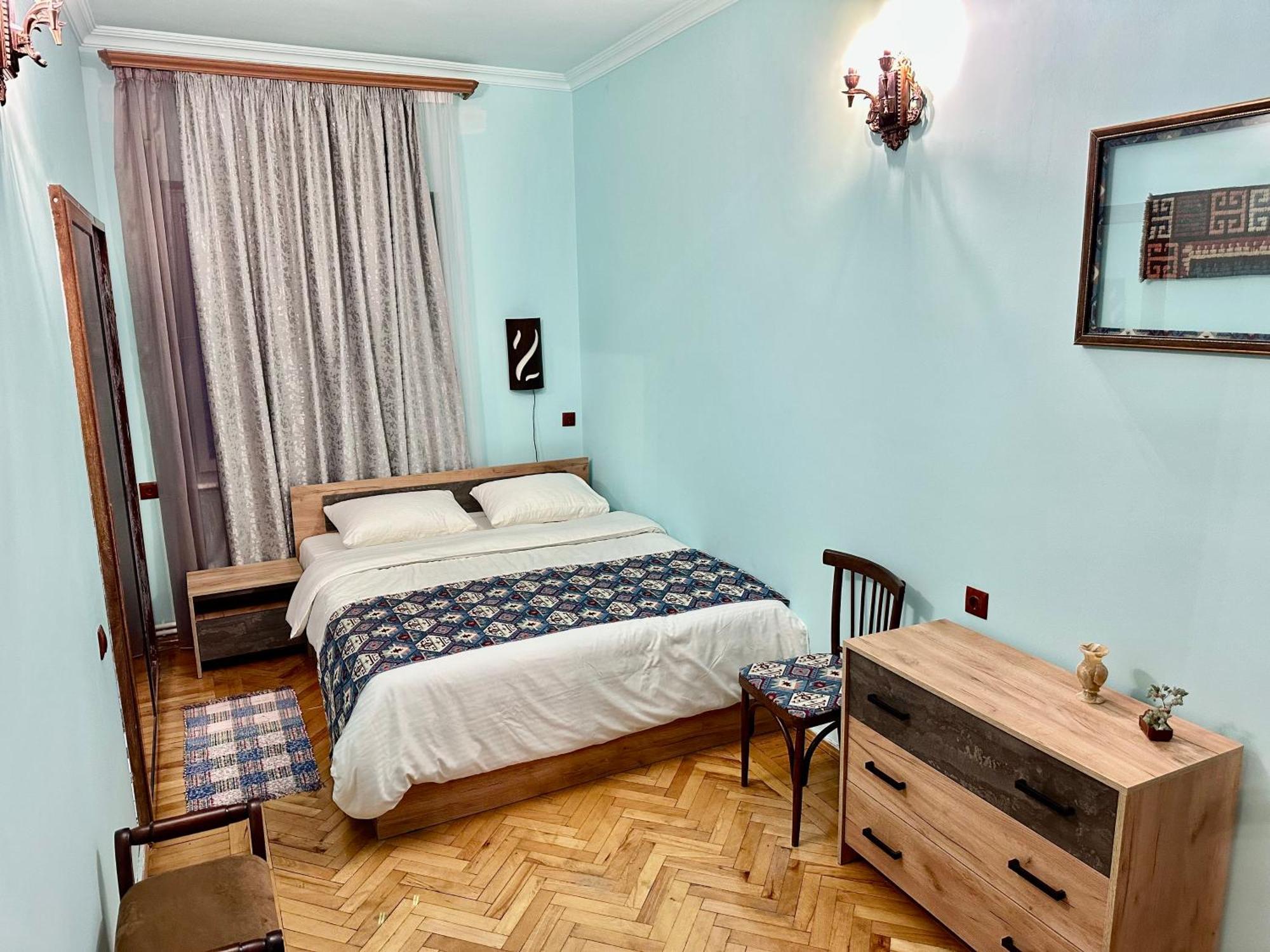 Tadevosyan Guest House Bjni Экстерьер фото