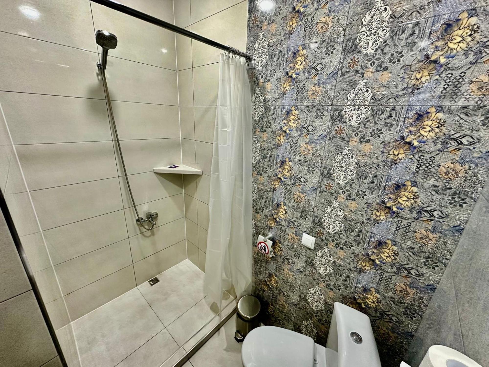 Tadevosyan Guest House Bjni Экстерьер фото