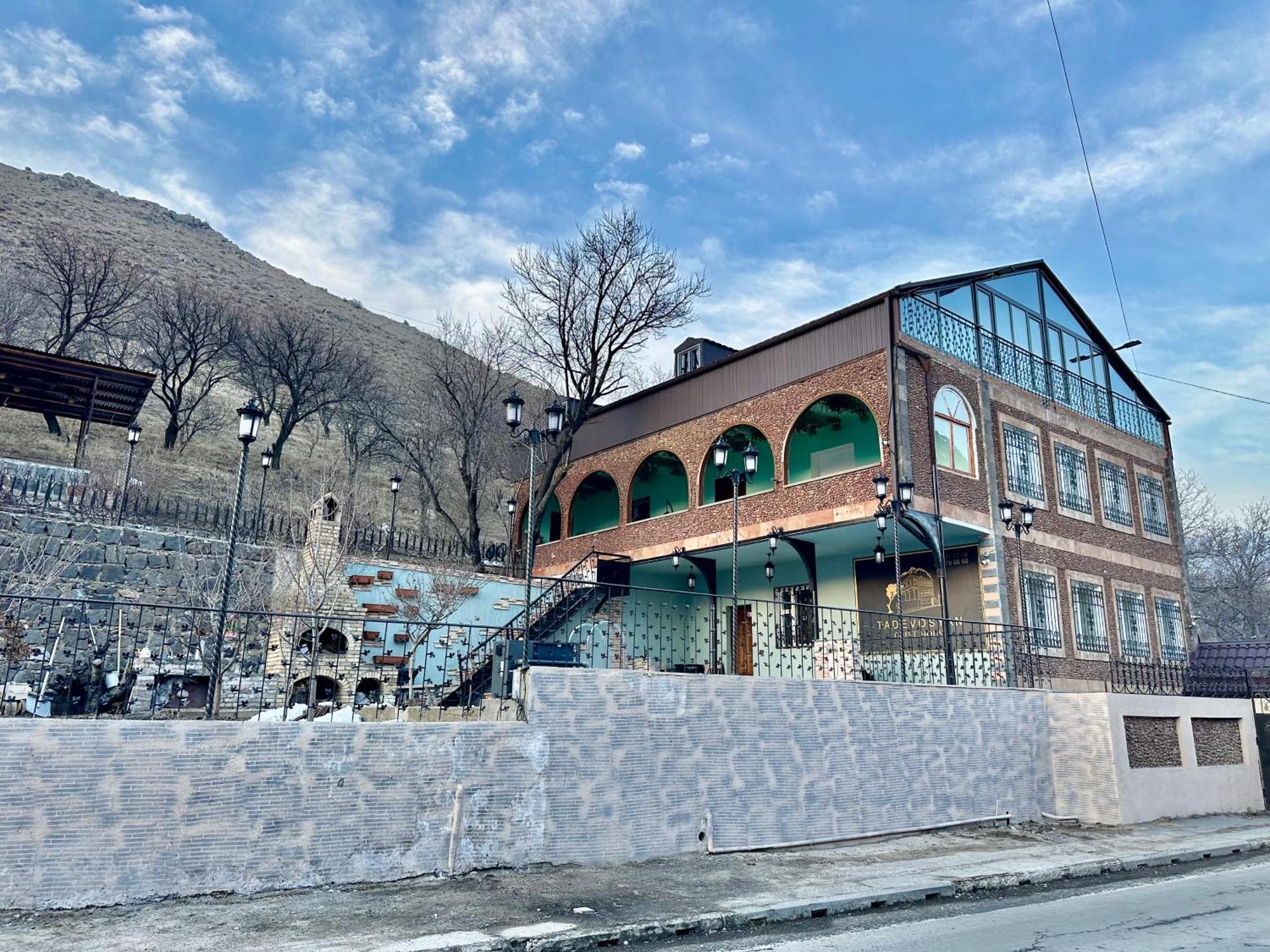 Tadevosyan Guest House Bjni Экстерьер фото